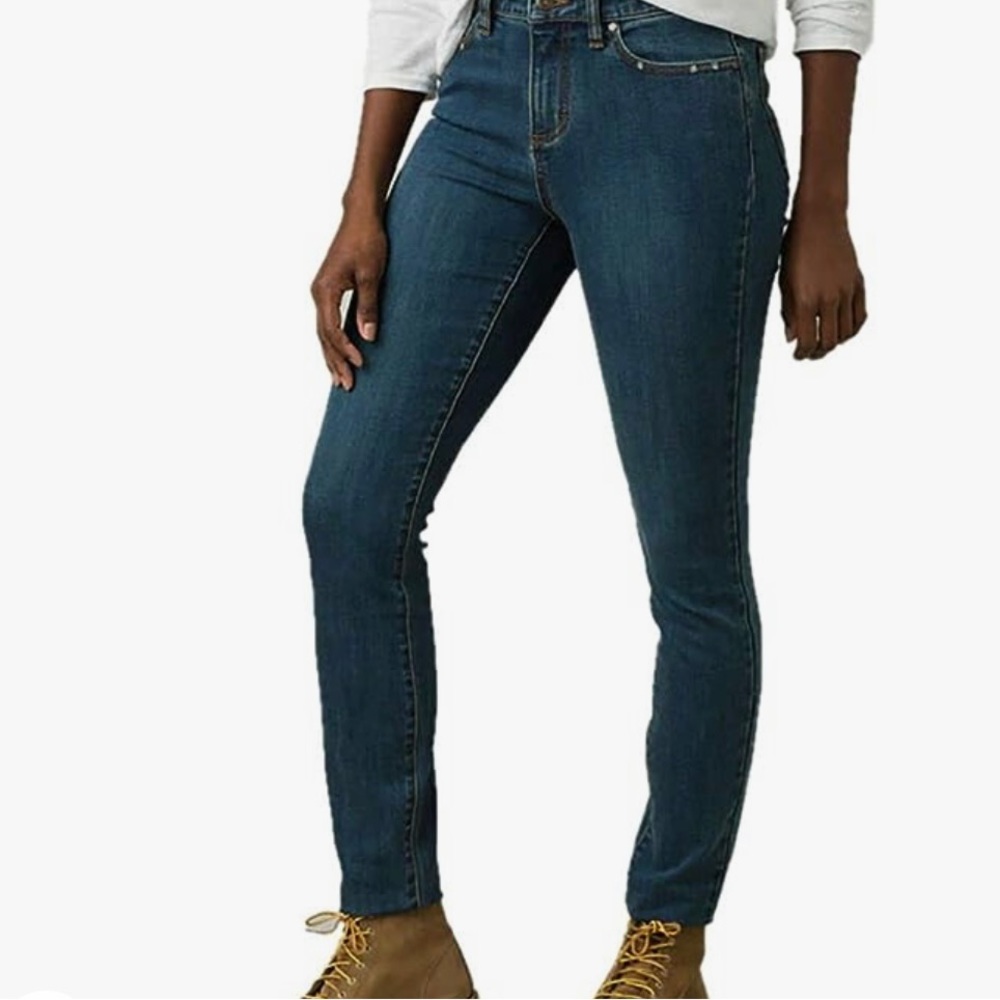 PrAna NWT Sienna fitted organic cotton jeans “true blue”.